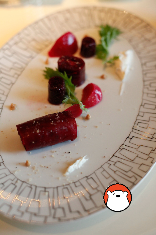 Another choice of appetiser - the refreshing carrot and beet root rolls with cream cheese, fresh herbs and walnuts.