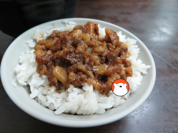 The delicious rice with braised pork.