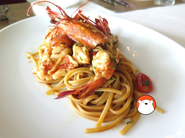 Classic Linguine al Gamberone 620 Linguine pasta with giant King Prawn. tossed in white wine, fresh thyme garlic and cherry tomatoes 