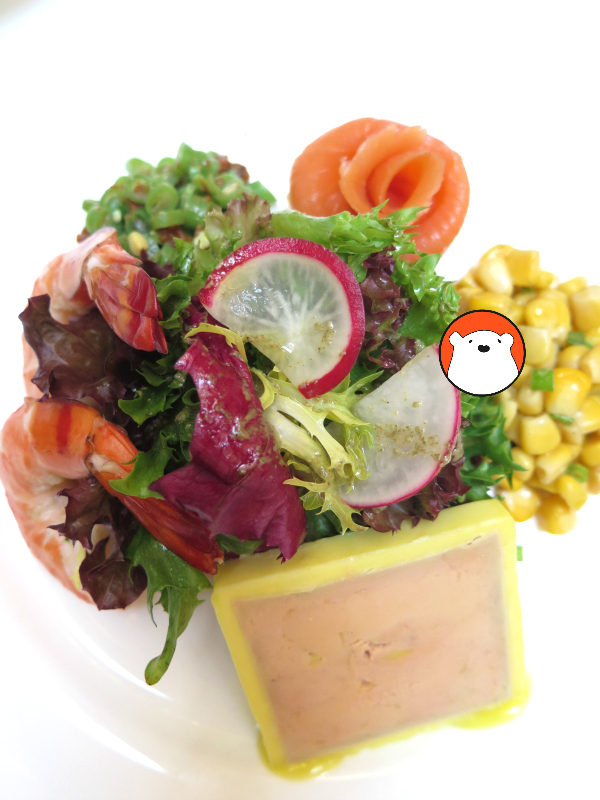 TWG TEA SALAD with foie gras, smoked salmon and marinated shrimps, Bt590++